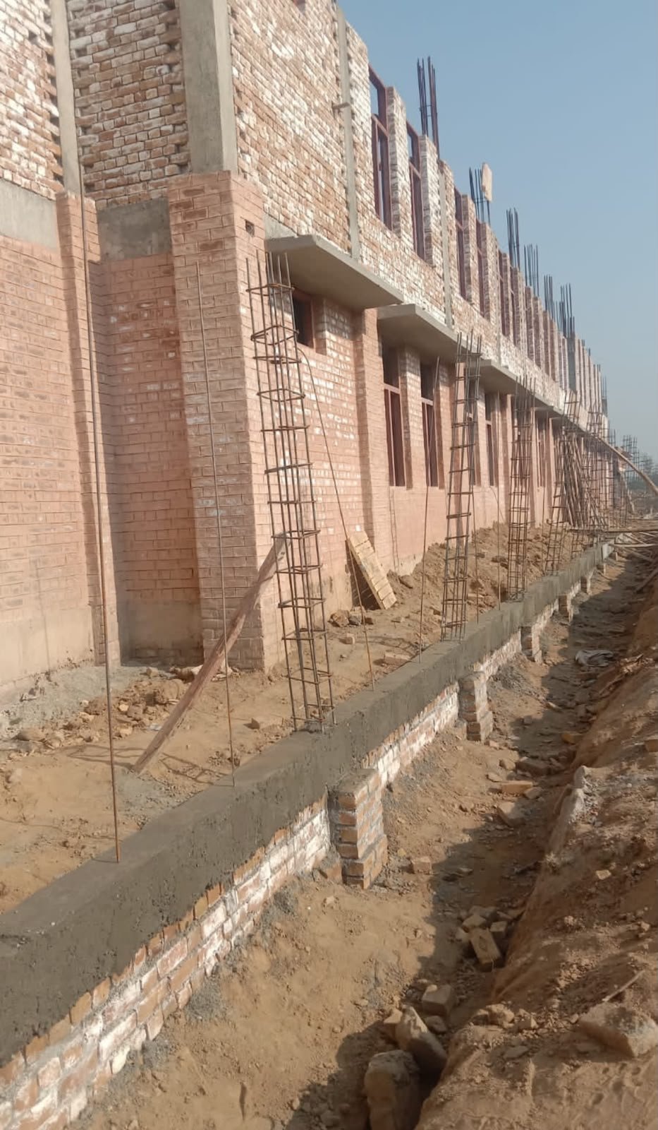 Multi-floor commercial structure in progress